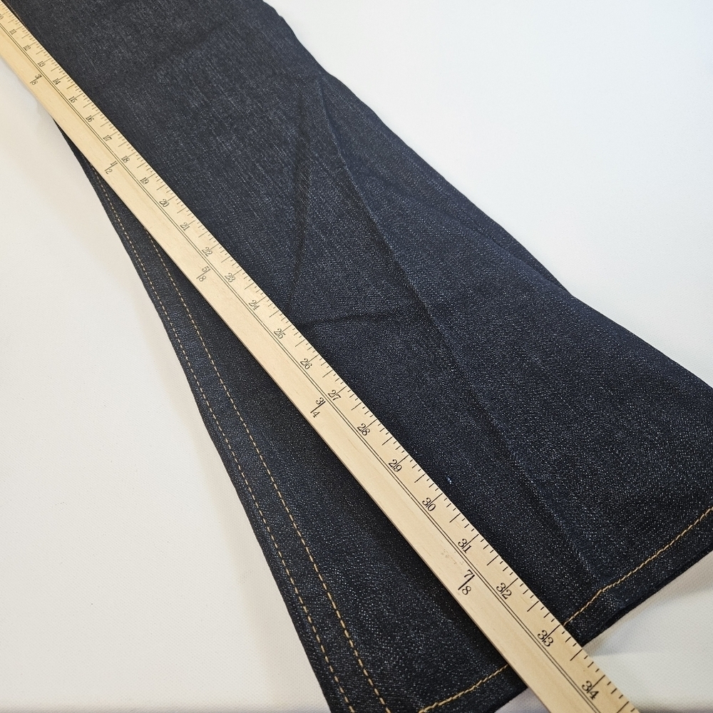100% AUTHENTIC TRUE RELIGION WOMEN'S BLUE JEANS SIZE 28 MADE IN U.S.A - NWOT - Picture 4 of 7